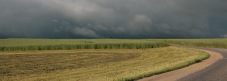 Dunkle Wolken am Horizont Dunkle Wolken am Horizont