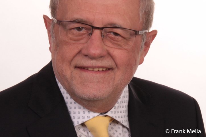 Frank Mella – der wahre Mr. DAX: “Kind, wie bist Du groß geworden” Frank Mella – der wahre Mr. DAX: “Kind, wie bist Du groß geworden”