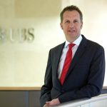 Wir fragen bei Dag Rodewald, Leiter der ETF-Sparte von UBS in Deutschland und Österreich, wie sich vorsichtige Anbieter jetzt am besten absichern. Wir fragen bei Dag Rodewald, Leiter der ETF-Sparte von UBS in Deutschland und Österreich, wie sich vorsichtige Anbieter jetzt am besten absichern.