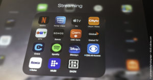 Abos wie Netflix, Spotify & Co. oder doch lieber einen ETF-Sparplan? Abos wie Netflix, Spotify & Co. oder doch lieber einen ETF-Sparplan?