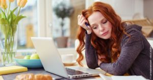 Frauen sind besorgter beim Blick auf die Rente. Frauen sind besorgter beim Blick auf die Rente.